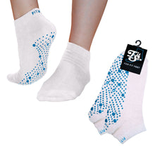 Short Grip Socks